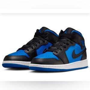 Nike AirJordan Mid 1 Sneakers